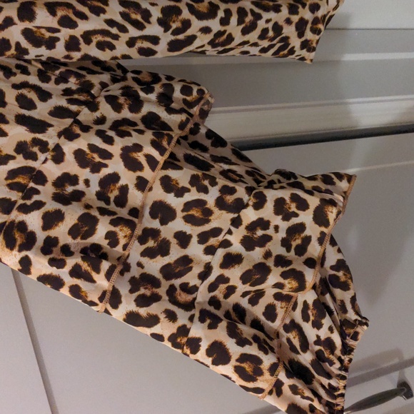 NWT Torrid Georgette Frida Leopard Ruffle Top Size 2X - Picture 4 of 8